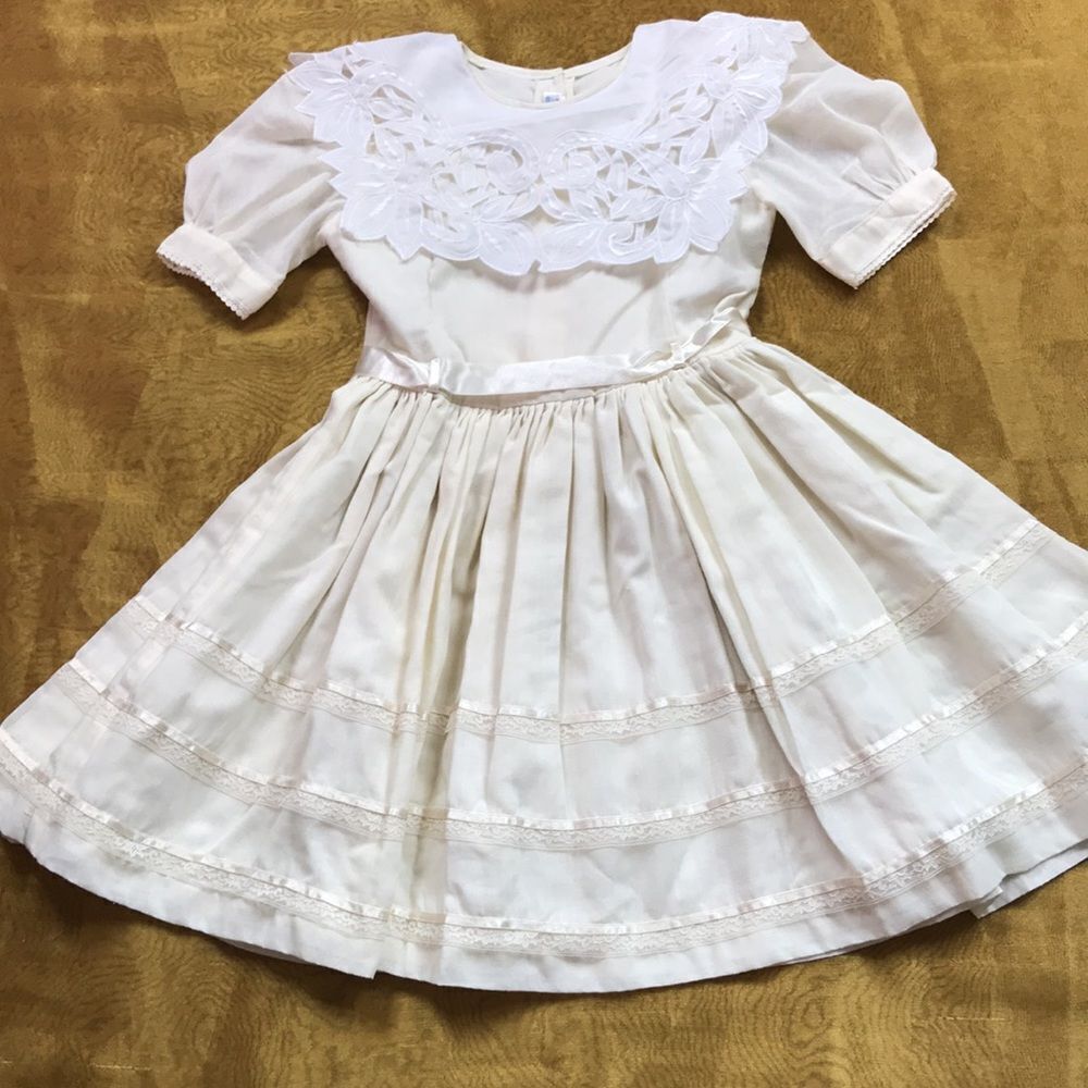 VTG YOUNG STAR CHILDRENS WEAR 65 FRANCING APPROXIMATELY DRESS SIZE 6